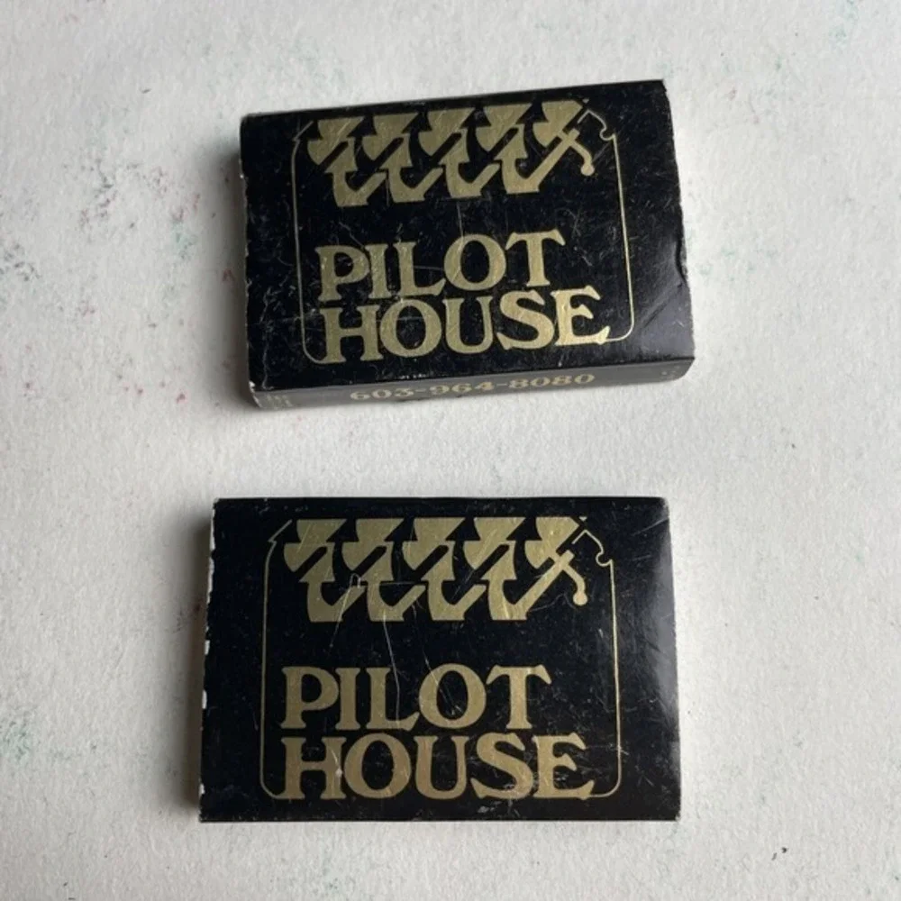 Vintage Matchbook Pilot House Route 1A Rye Harbor NH Black Gold
